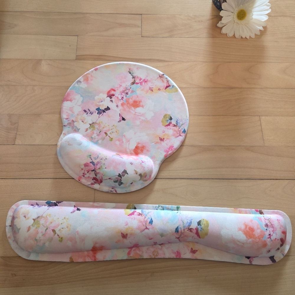 Floral Pink Wrist Rest and Mouse Pad Set